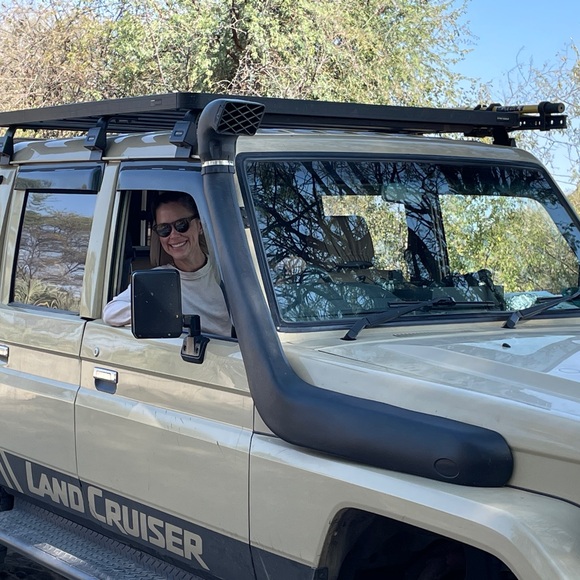 Meet your Posher, Amy - Picture 3 of 16